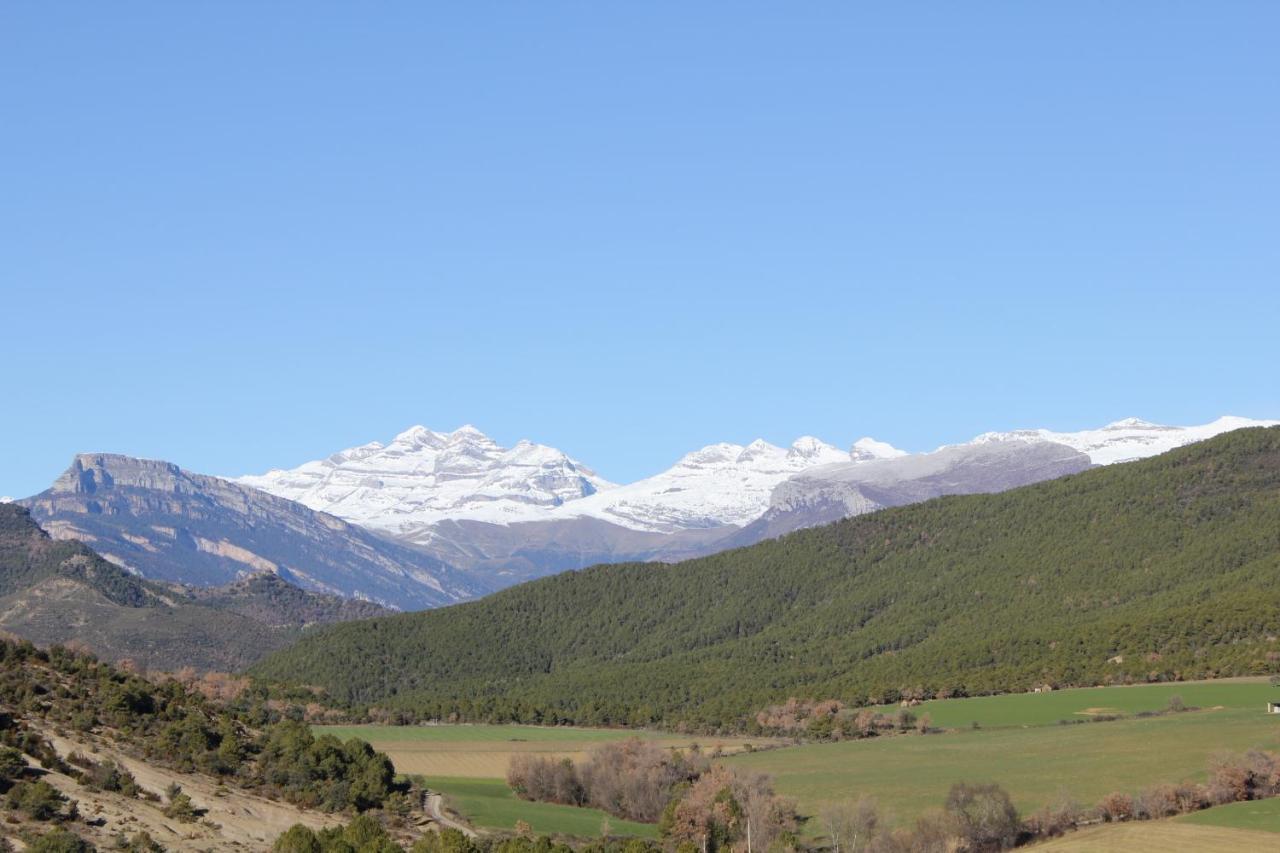 El Pueyo de AraguásPreciosas Vistas A La Montana, Luminoso Y Acogedorアパートメント エクステリア 写真