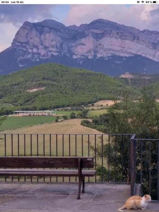 El Pueyo de AraguásPreciosas Vistas A La Montana, Luminoso Y Acogedorアパートメント エクステリア 写真