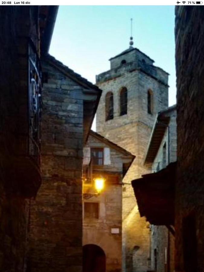 El Pueyo de AraguásPreciosas Vistas A La Montana, Luminoso Y Acogedorアパートメント エクステリア 写真